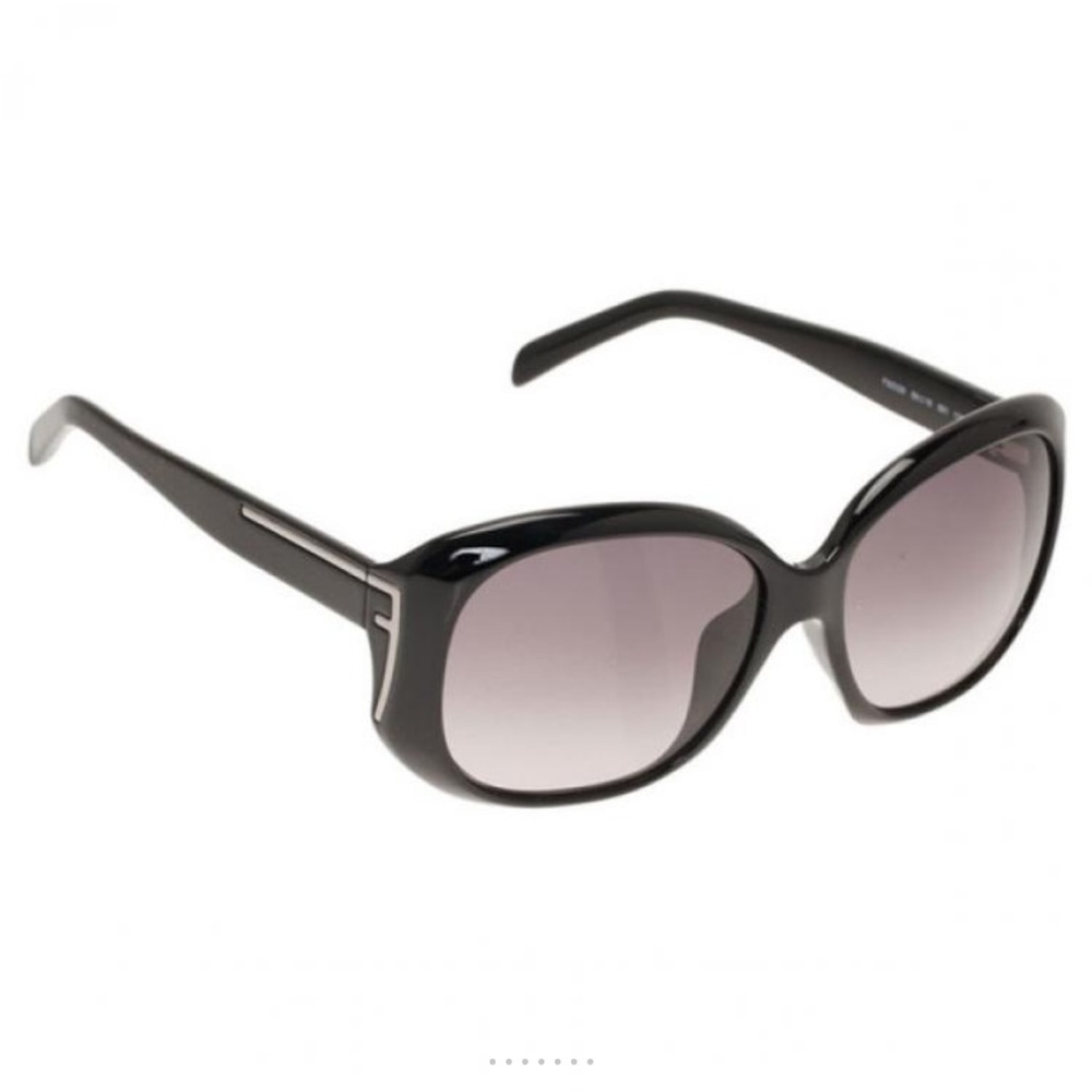 authentic FENDI sunglasses! 😎